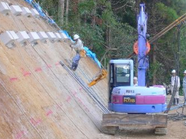 現場条件Ⅰ　バックホウ使用